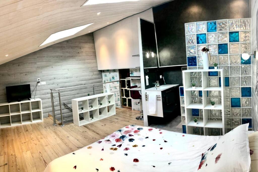 Duplex Atypique 20' De Toulouse Apartment Leguevin Exterior photo